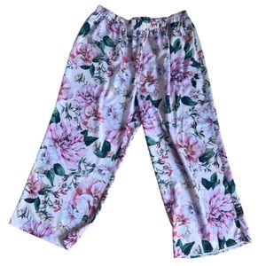 Elastic waist wide leg pants floral print